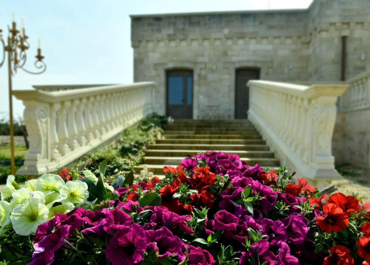 Castello Salentino B&B Мелендуньо Екстер'єр фото