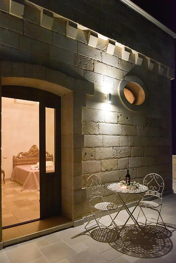 Castello Salentino B&B Мелендуньо Екстер'єр фото