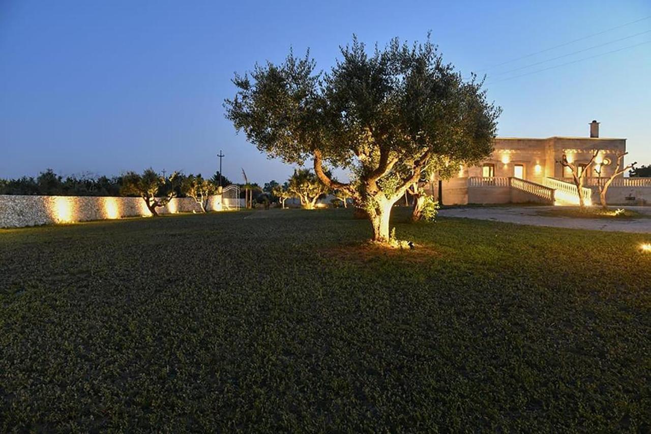 Castello Salentino B&B Мелендуньо Екстер'єр фото