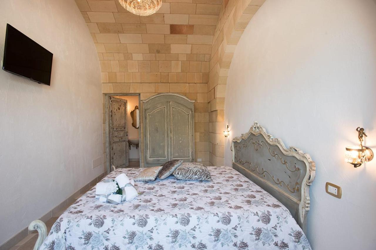 Castello Salentino B&B Мелендуньо Екстер'єр фото